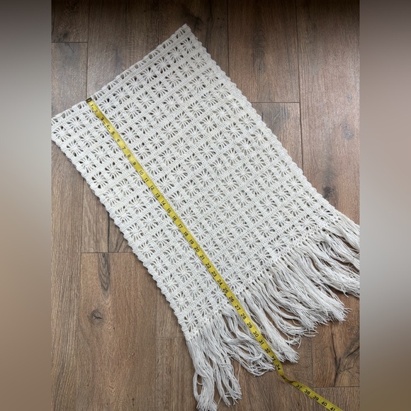 Hand Knit Wool Lace Pattern Scarf Wrap White Cream Wedding Cottagecore Hygge - Picture 4 of 10